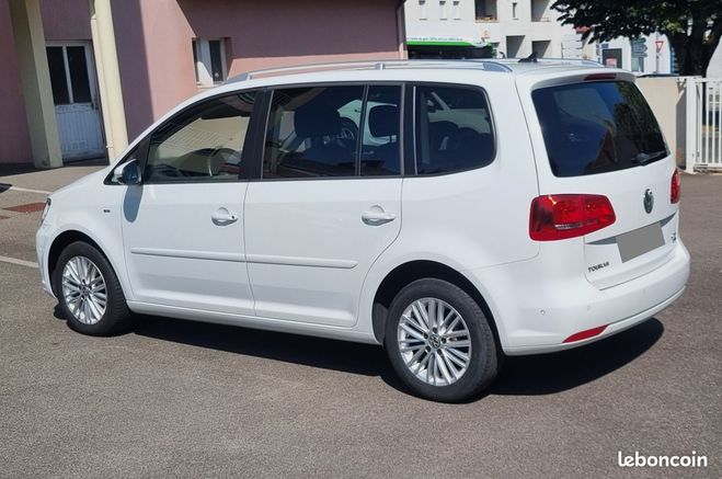 Volkswagen Touran 7 places 2.0 tdi 140 cv edition cup dsg6 Blanc de 2014