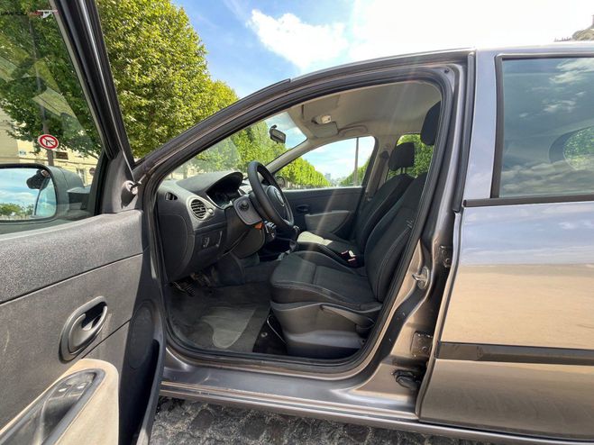 Renault Clio III dCi 70 eco2 Authentique Gris de 2009