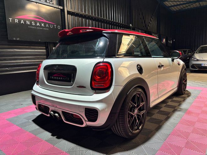 Mini One hatch 3 portes f56 231 ch john cooper wo BLANC de 2015