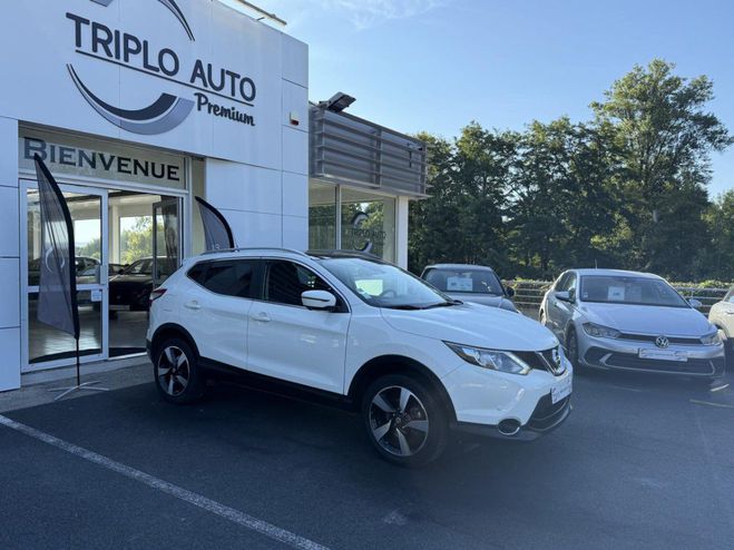 Nissan Qashqai 1.6 dCi - 130 Connect Edition   GPS   Ca BLANC de 2015