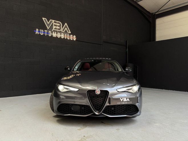 Alfa romeo Giulia (2) 2.2 210ch AT8 Q4 Veloce Gris Fonc de 2020