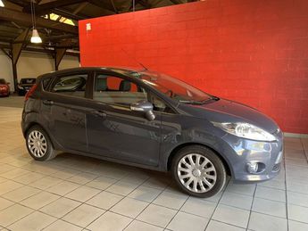  Voir détails -Ford Fiesta IV 1.4 TDCi 70ch FAP Ambiente 5p à  Le Havre (76)