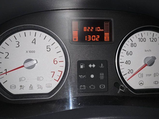 Dacia Logan I (L90) 1.6 MPI 90ch Prestige GRISE de 2009