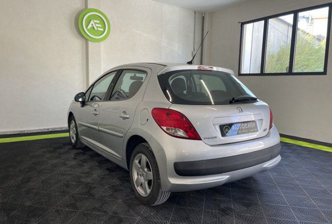 Peugeot 207 1.4 VTi 16v Srie Millesim 200 5p // TOI GRIS de 2010