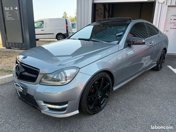  Voir détails -Mercedes Classe C Coupe Sport 250 CDi 2.2d 204ch Executive à Tresses (33)