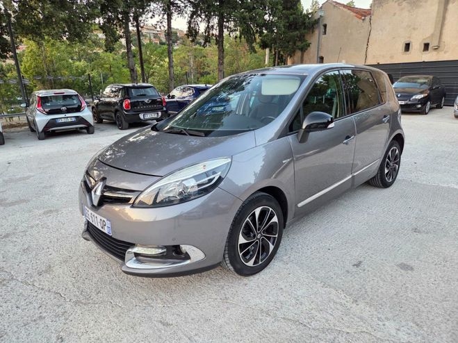 Renault Scenic III Bose 130 CH Gris de 2016