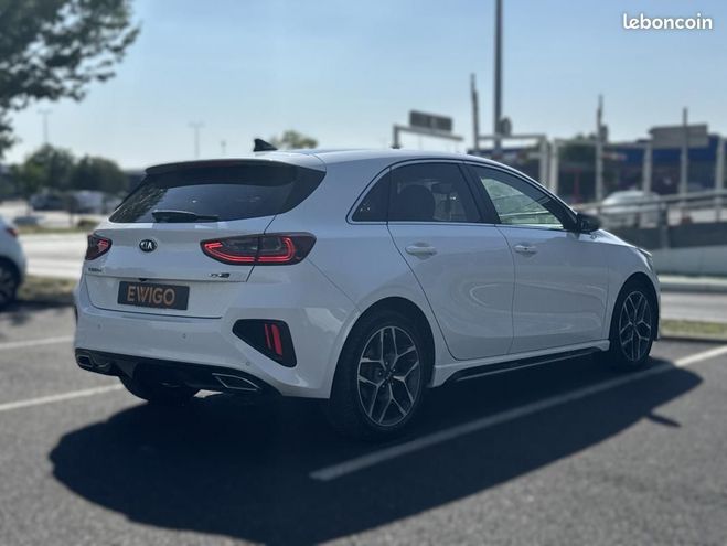 Kia Ceed d Ceed 1.0 T-GDI 120CH GT LINE ENTRETIEN Blanc de 2019