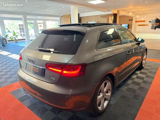 Audi A3 Sportback 2.0 TDI 150 AMBITION S-TRONIC  Gris de 2013