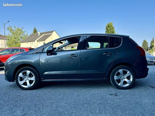 Peugeot 3008 1.6 e-HDI 112ch CONFORT PACK Gris de 2011