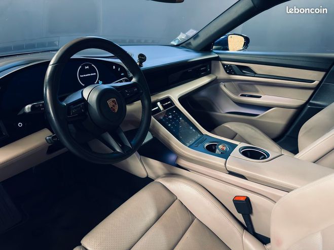 Porsche Taycan 4s 530 79.2 kwh premiere main entretien  Bleu de 2020