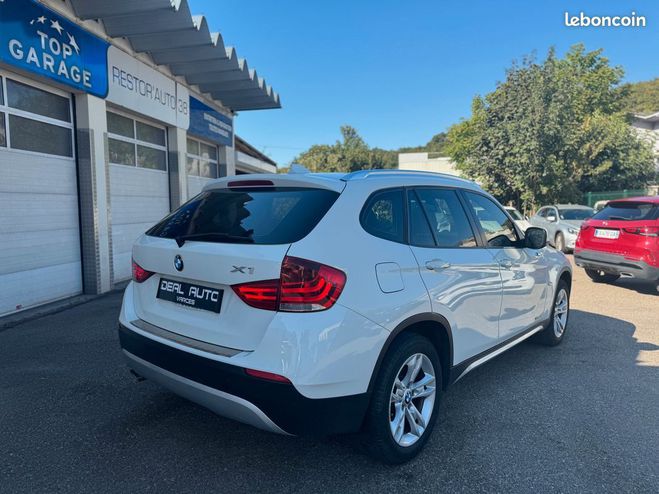 BMW X1 xDrive20d 177ch Luxe Toit panoramique Blanc de 2011