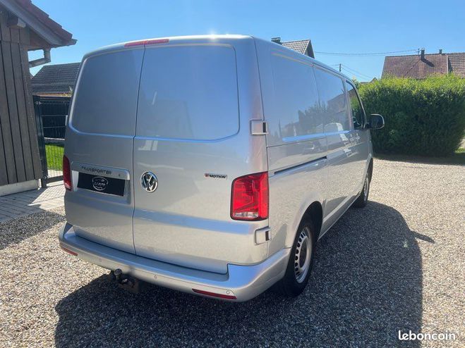 Volkswagen Transporter 22 500 HT VW 4 Motion 2,0 TDI 150ch L1H1 Gris de 2021