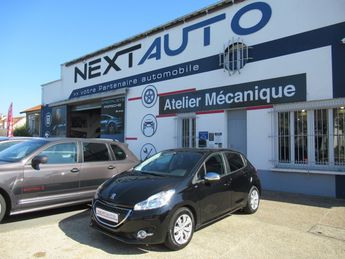  Voir détails -Peugeot 208 1.2 82CH STYLE 5P à  Le Coudray-Montceaux (91)