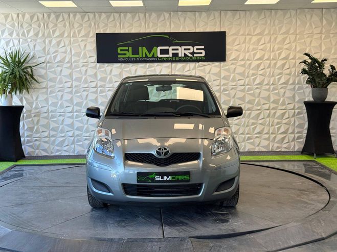 Toyota Yaris II 69 VVT-i 5p GRIS de 2009