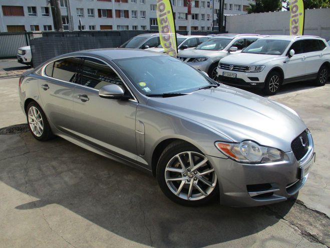 Jaguar XF 3.0 V6 D S - 275 FAP Portfolio A GRIS de 2010