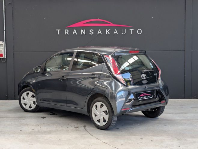 Toyota Aygo X-PLAY 69 ch - CAMERA DE RECUL - LIMITEU Gris de 2017