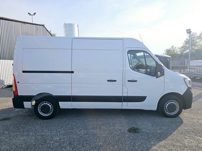 Renault Master III FG F3300 L2H2 2.3 BLUE DCI 135CH GRA Blanc de 2021