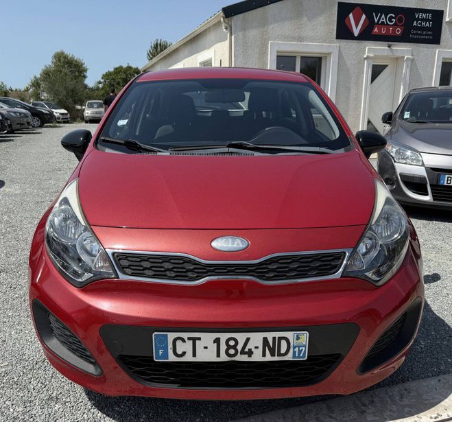 Kia Rio III 1.1 CRDI Style ISG 5p ROUGE de 2013