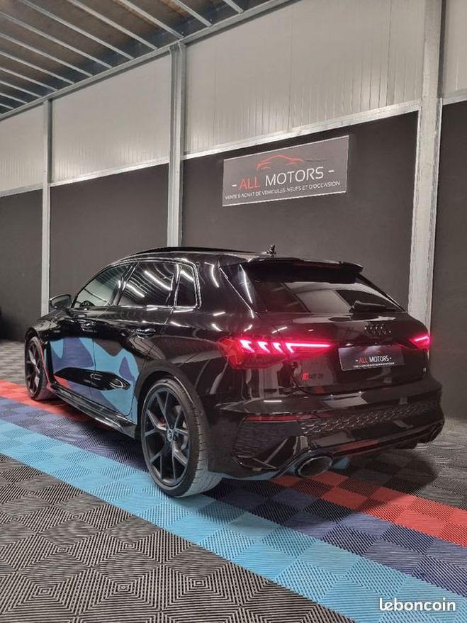 Audi RS3 8y sportback 400 ch garantie constructeu Noir de 2023