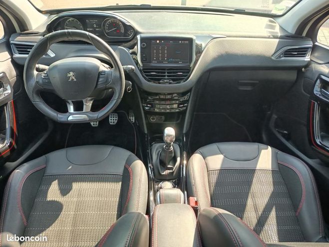 Peugeot 2008 GENERATION-I 1.2 PURETECH 130 GT LINE ST Blanc de 2018