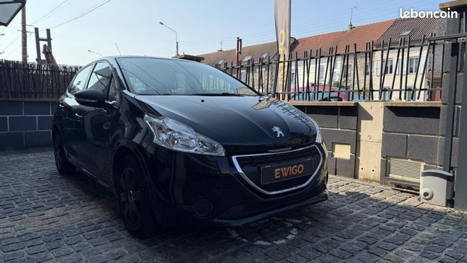 Peugeot 208 1.2 82ch Active Noir de 2013