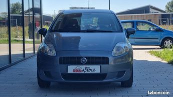 Voir détails -Fiat Grande Punto 1.2 8V 65CH DOLVIA 5P à Geispolsheim (67)