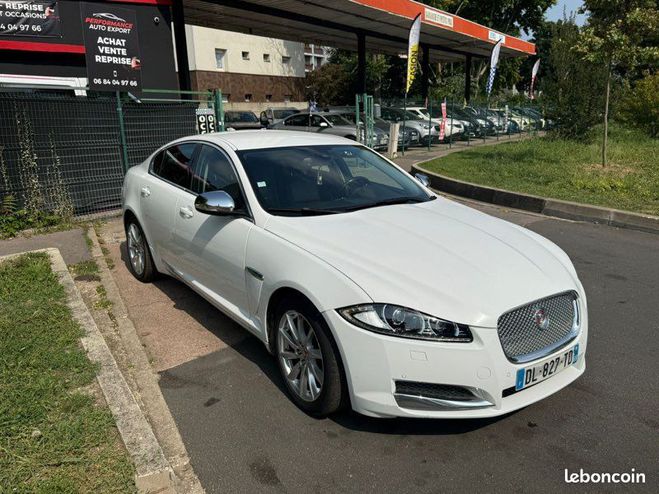 Jaguar XF 2,2D 163cv 11-2014 Premium a 5390Euro Blanc de 2014