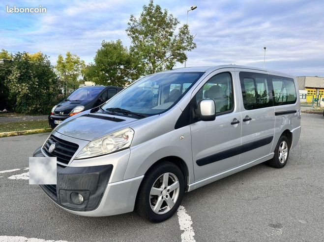 Fiat Scudo COMBI LH1 2.0 MULTIJET 16V 120CH 8-9 PLA Gris de 2009