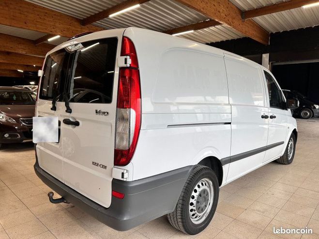 Mercedes Vito FG 122CDI V6 LONG CLIM Blanc de 2012