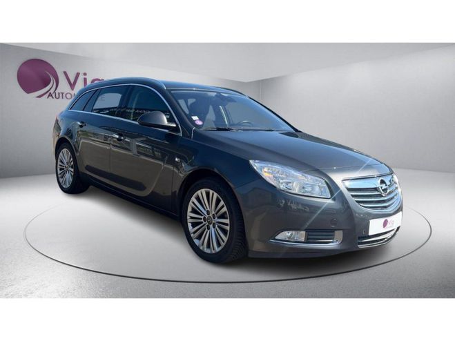 Opel Insignia INSIGNA Sports Tourer 1.8i 140 Cosmo - R GRIS FONCE de 2011