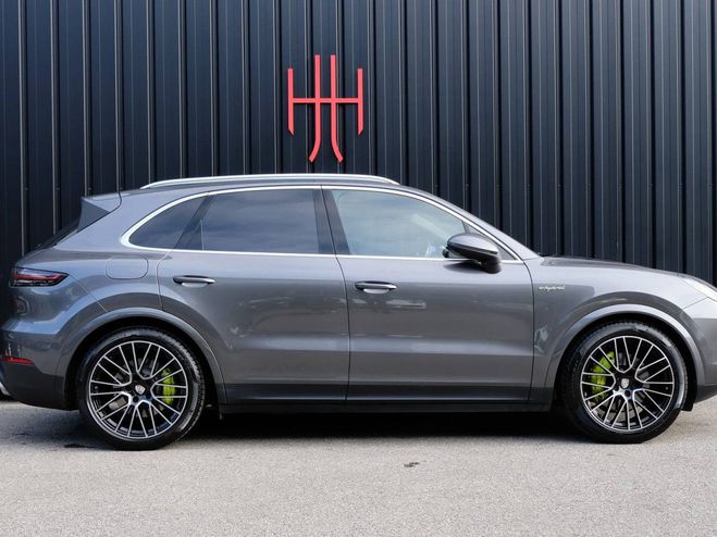 Porsche Cayenne E-Hybrid 3.0 V6 462 ch Tiptronic BVA Gris de 2019
