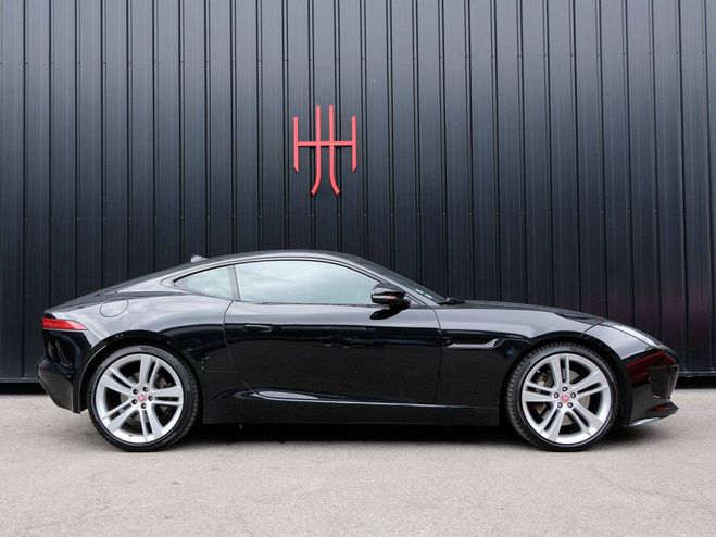 Jaguar F-Type COUPE V6 3L Essence Suraliment 340 ch B Noir de 2015