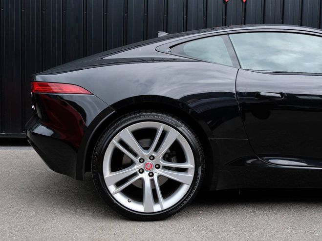Jaguar F-Type COUPE V6 3L Essence Suraliment 340 ch B Noir de 2015