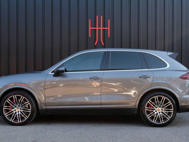 Porsche Cayenne 4.8 V8 520 ch Turbo Tiptronic A Gris de 2016