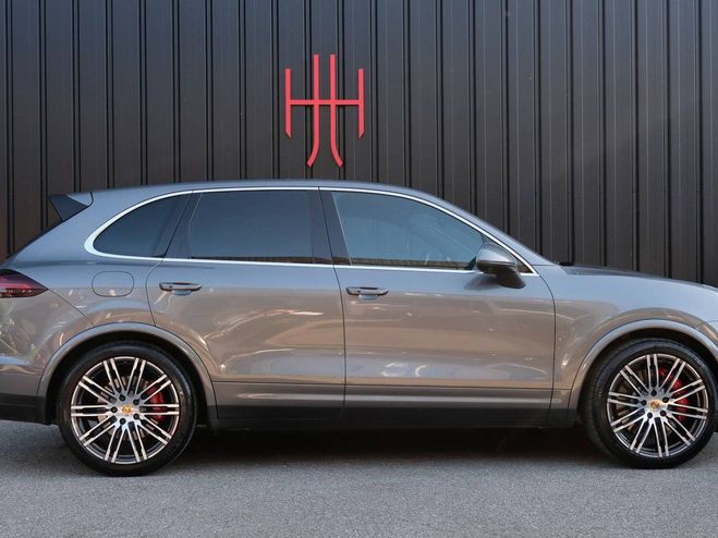 Porsche Cayenne 4.8 V8 520 ch Turbo Tiptronic A Gris de 2016