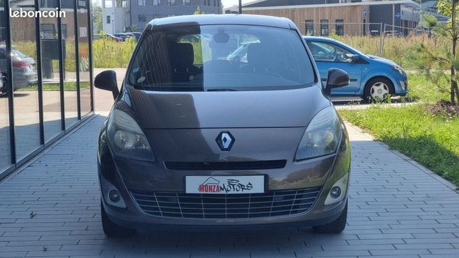 Renault Grand Scenic III 2.0 DCI 160CH FAP JADE EURO5 7 PLACE Marron de 2009