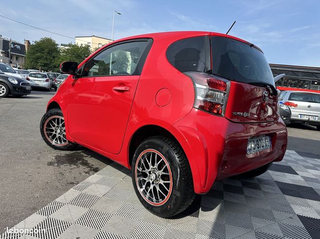Toyota Iq 68 VVT-I Rouge de 2009