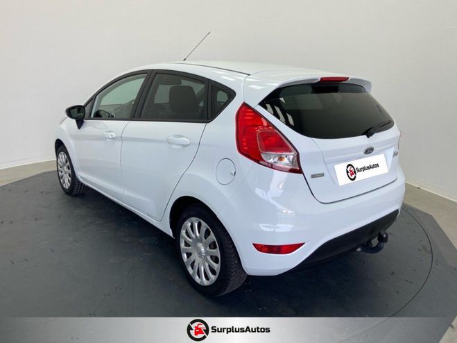 Ford Fiesta (6) 5P 1.0 EcoBoost 100ch S&S Titanium Blanc de 2015