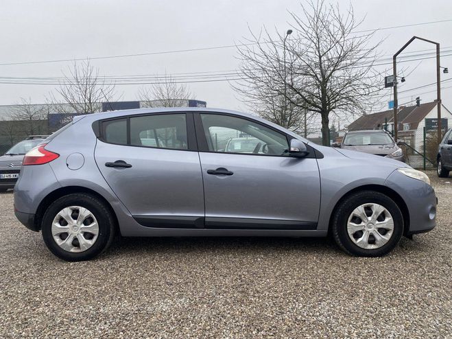 Renault Megane III 1.6 16v GRIS FONCE de 2009