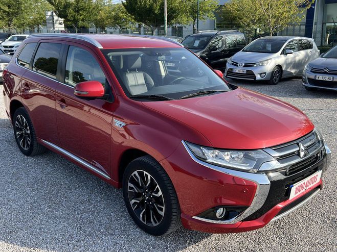 Mitsubishi Outlander PHEV Hybride rechargeable 200ch Intense  ROUGE de 2015
