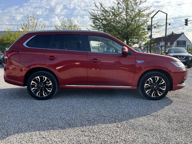 Mitsubishi Outlander PHEV Hybride rechargeable 200ch Intense  ROUGE de 2015