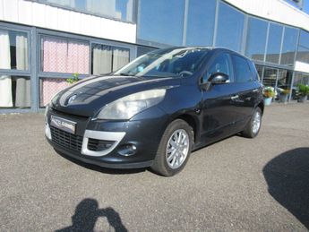  Voir détails -Renault Scenic 1.9 dCi 130 FAP Dynamique à Aubire (63)