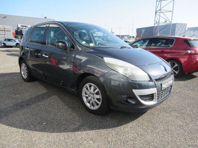 Renault Scenic 1.9 dCi 130 FAP Dynamique Noir de 2011
