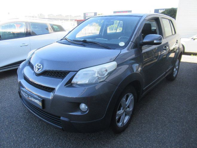 Toyota Urban Cruiser 90 D-4D AWD en l etat Gris Fonc de 2009