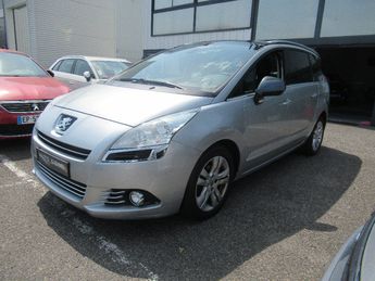  Voir détails -Peugeot 5008 1.6 e-HDi 112ch FAP BMP6 BLUE LION Allur à Aubire (63)