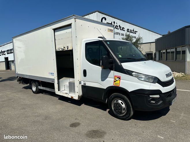 Iveco Daily 17490 ht 50c18 caisse hayon 5T  de 2019