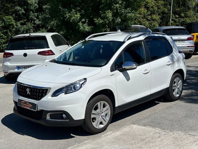 Peugeot 2008 PureTech 82ch BVM5 Style / ENTRETIEN COM Blanc de 2018