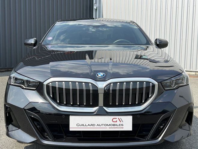BMW Serie 5 550e XDRIVE PHEV 489ch M-SPORT (G60) BVA GRIS FONCE de 2024