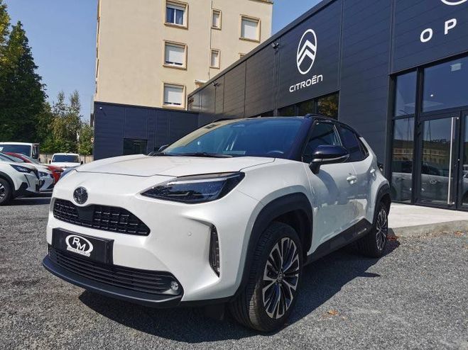 Toyota Yaris Cross 116h Design MY22 Blanc Lunaire Nacr de 2024