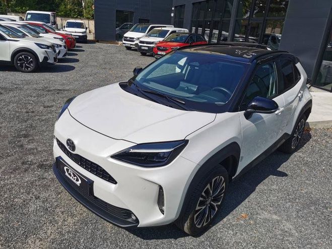 Toyota Yaris Cross 116h Design MY22 Blanc Lunaire Nacr de 2024